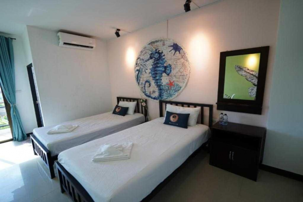 RQ Phuket Patong Beach by Collection O 10/12