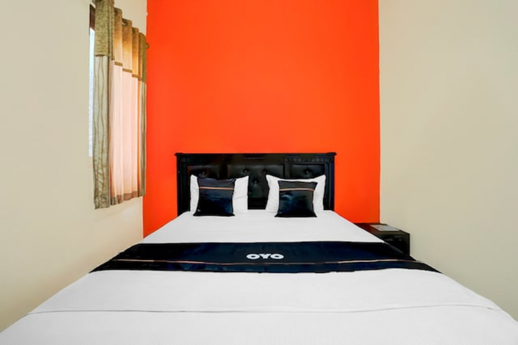 Hotel O 76 Gayungsari 15/29