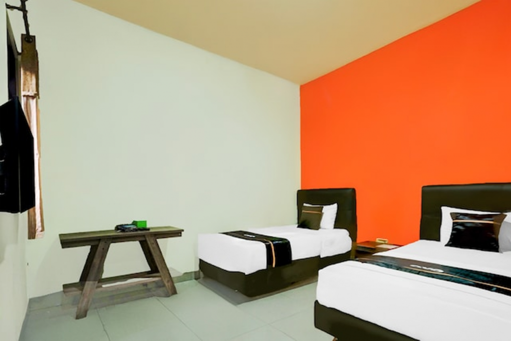 Hotel O 76 Gayungsari 11/29