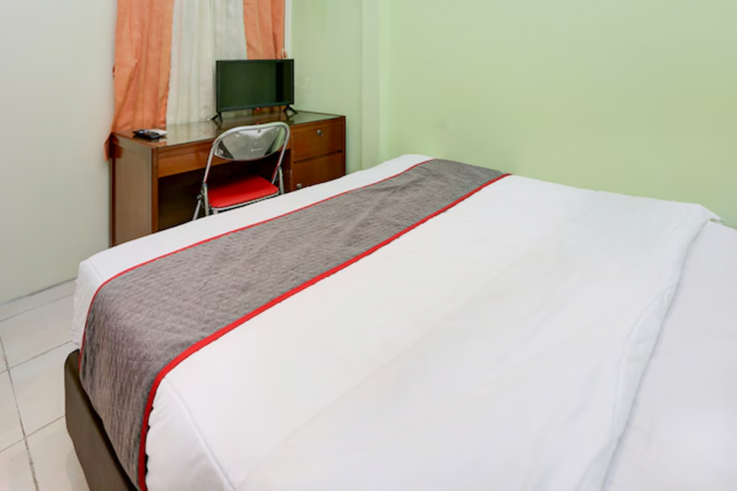 Hotel O Tangerang Near Supermall Karawaci Formerly Bromo 18 photo5