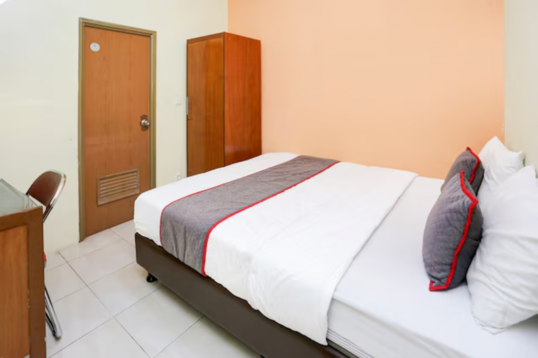 Hotel O Tangerang Near Supermall Karawaci Formerly Bromo 18 photo4