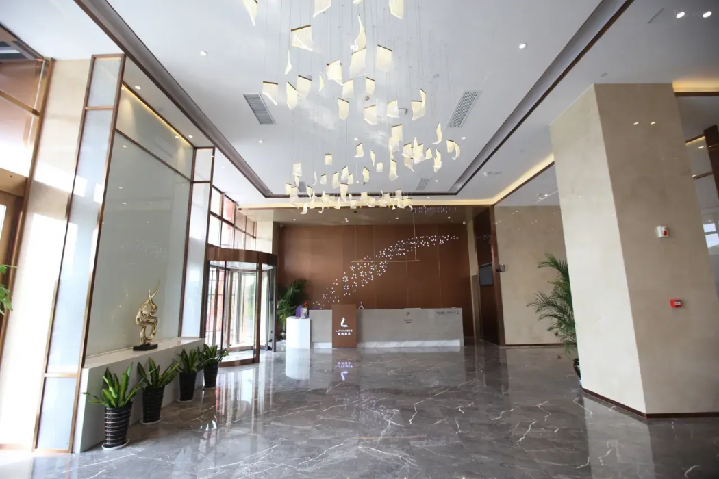 Lavande Hotel (Wuxi East Railway Station) 11/70