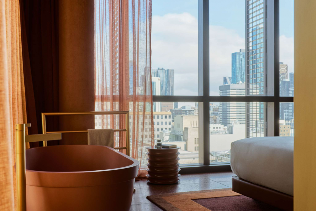 Hyde Melbourne Place 10/95