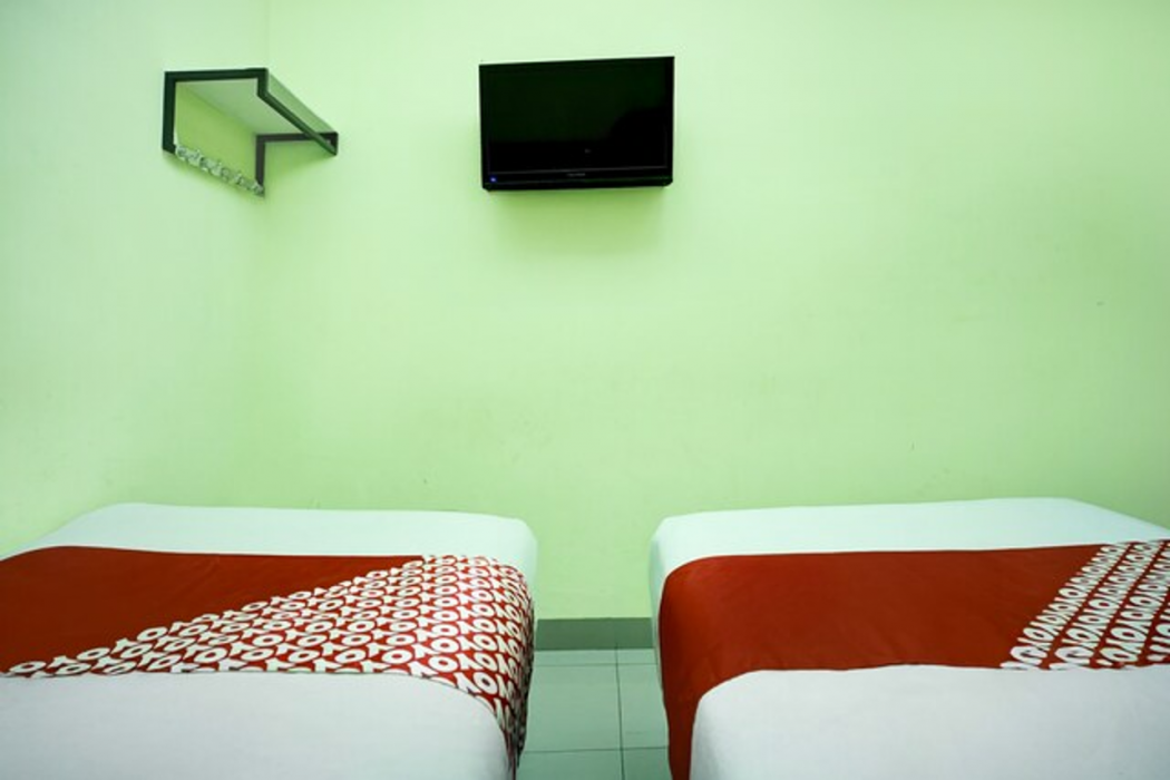 Hotel O Parapat Near Dermaga Ajibata Formerly Pudan Residence 2 8/21