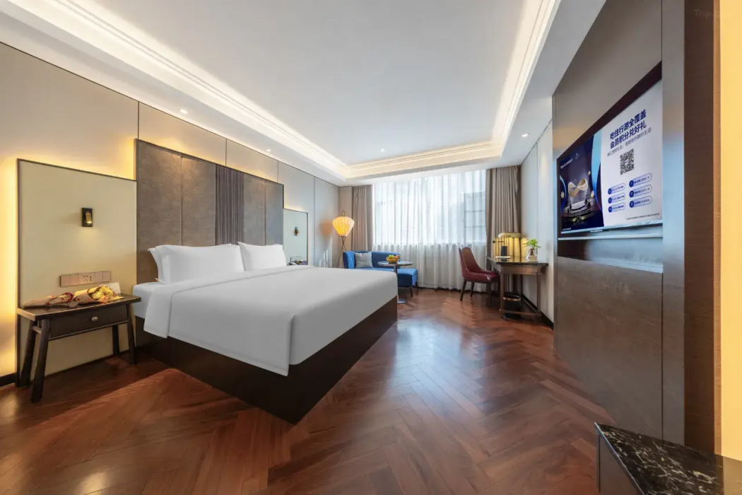 Jinjiang Metropolo Hotel (Zhuhai Gongbei Port International Convention and Exhibition Center) 8/16