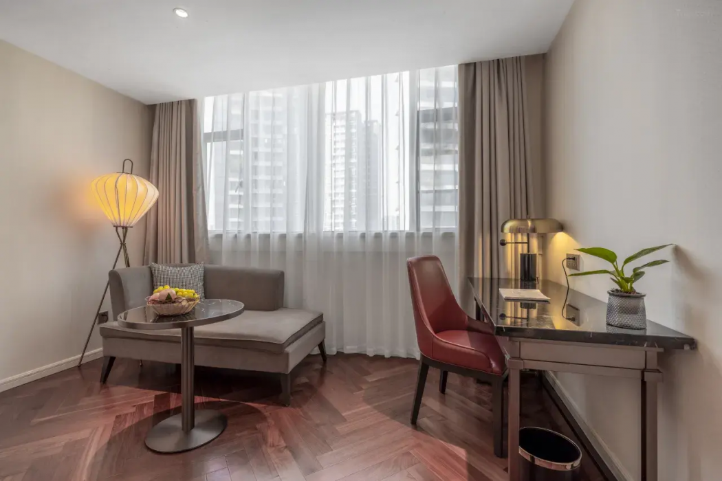 Jinjiang Metropolo Hotel (Zhuhai Gongbei Port International Convention and Exhibition Center) 13/16