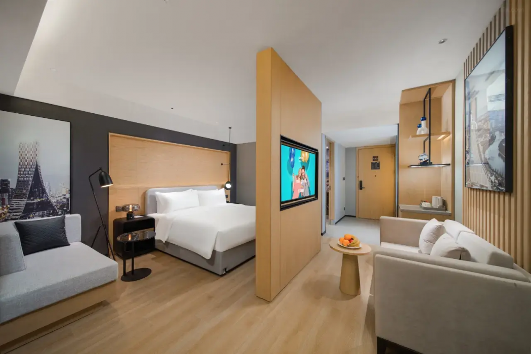 Park Inn Hotel (Chengdu Kuanzhai Alley) 9/18
