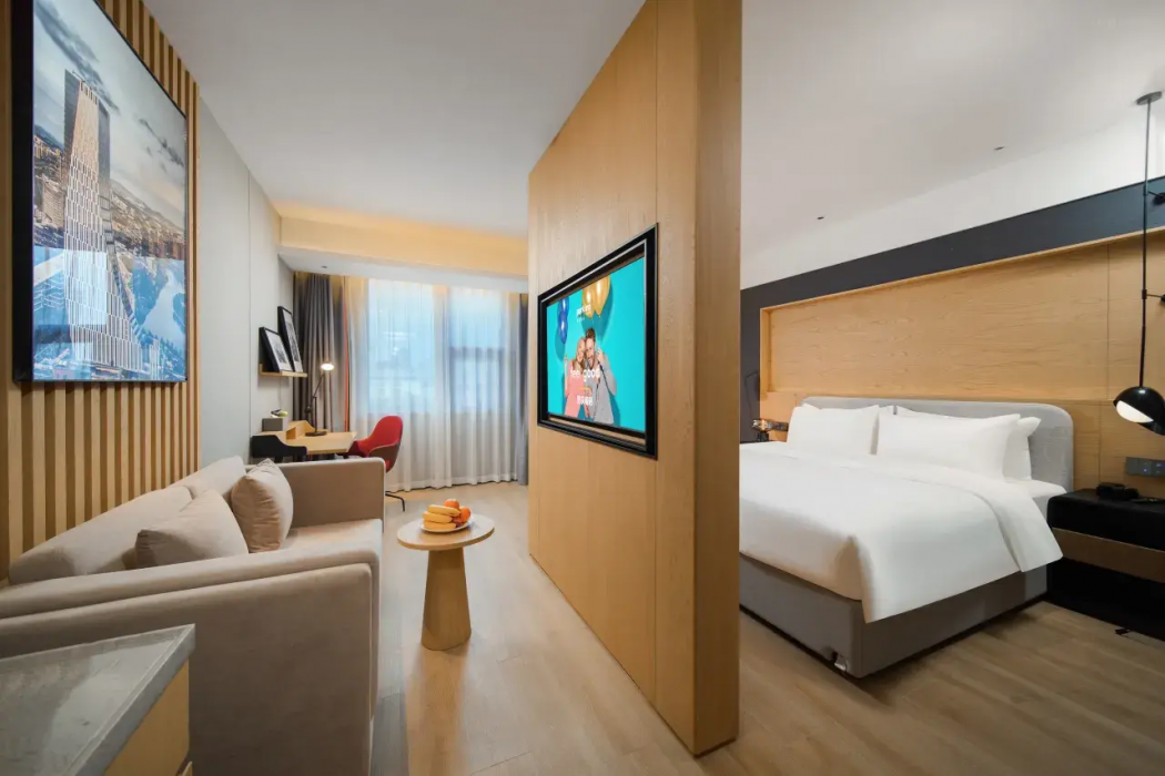 Park Inn Hotel (Chengdu Kuanzhai Alley) 10/18