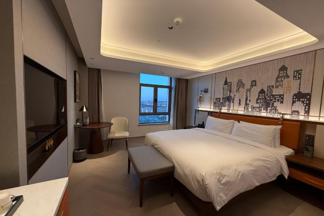 Golden Tulip Shanghai Hongqiao Yankuang 16/65