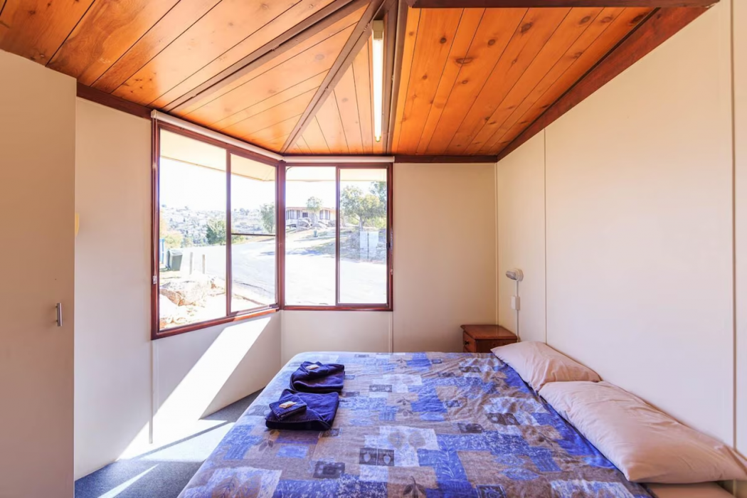 Room at Reflections Holiday Parks Wyangala Waters, Wyangala