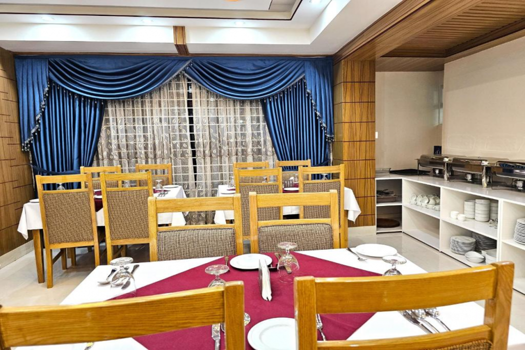Hotel Safa Residency 48/52