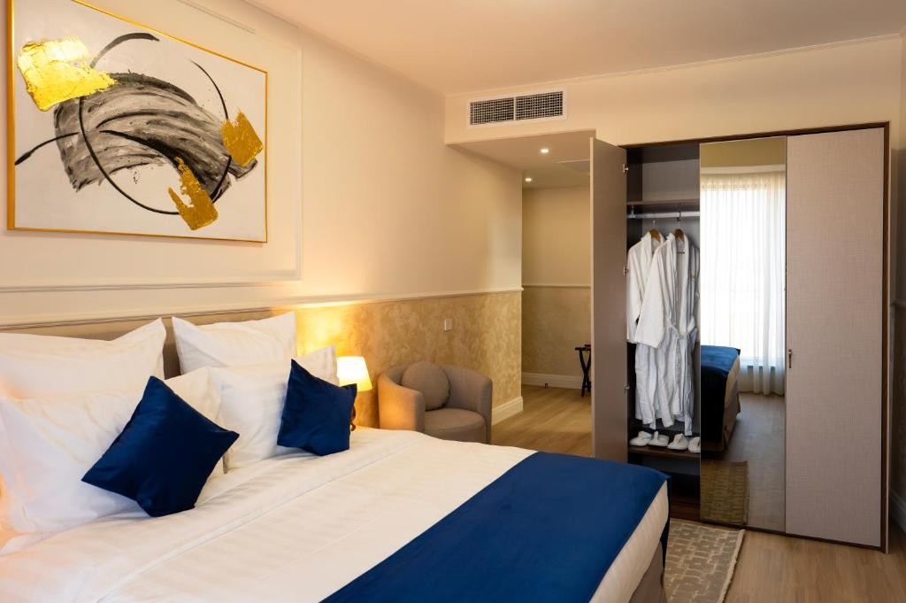 Hotel Le Blanc Cotroceni 9/71