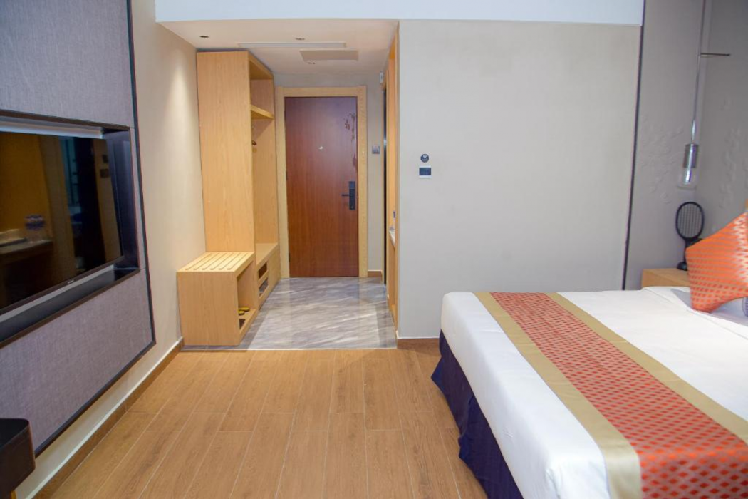 Hotel Famille Mondiale 11/60