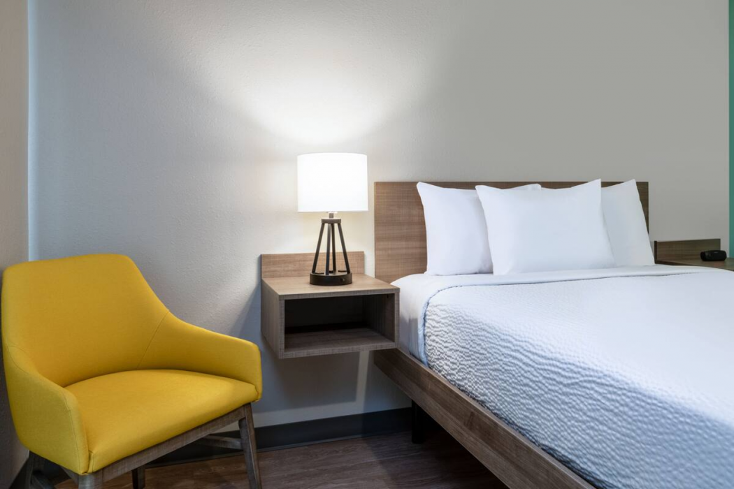 ECHO Suites Extended Stay by Wyndham Houston Pasadena Fwy Pl 21/59