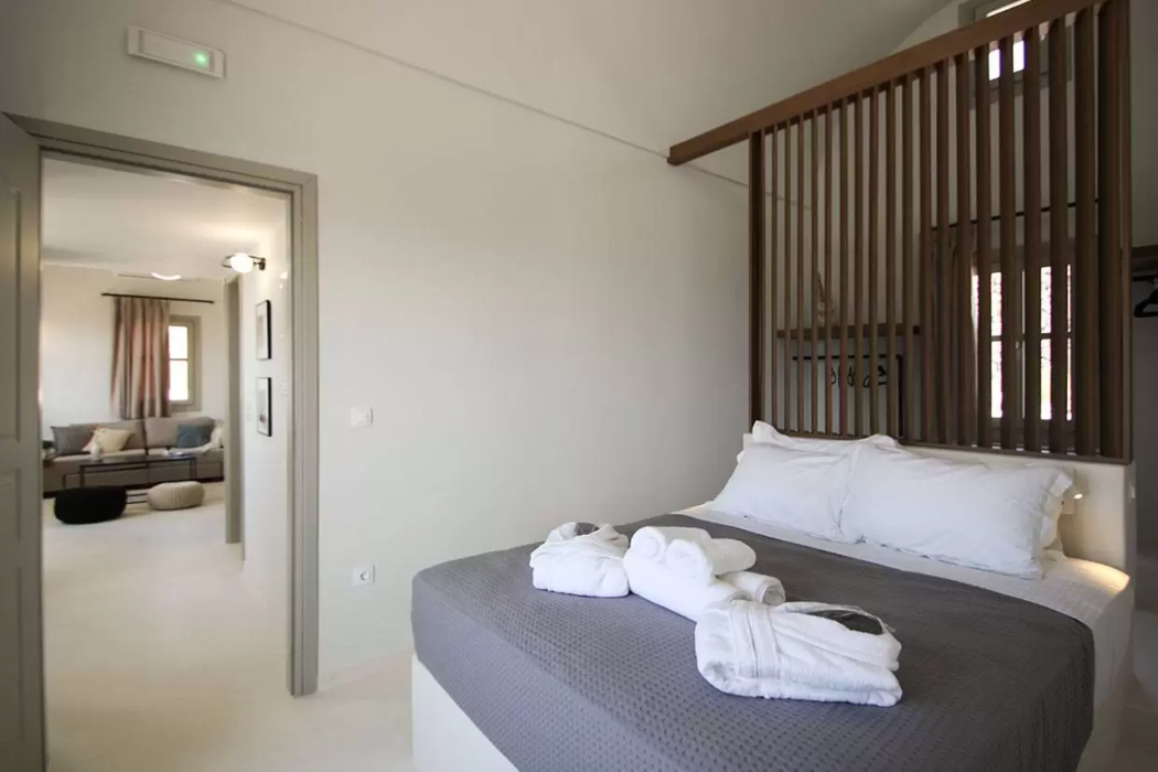Airy Suites 7/13