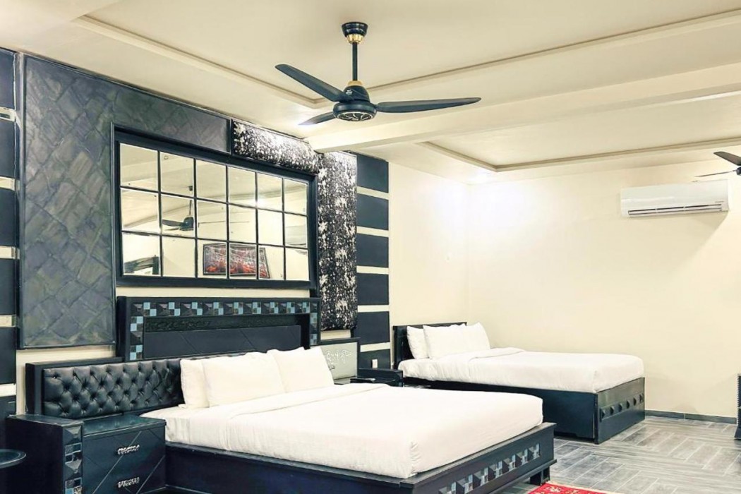 Hotel One University Sukkur 15/65
