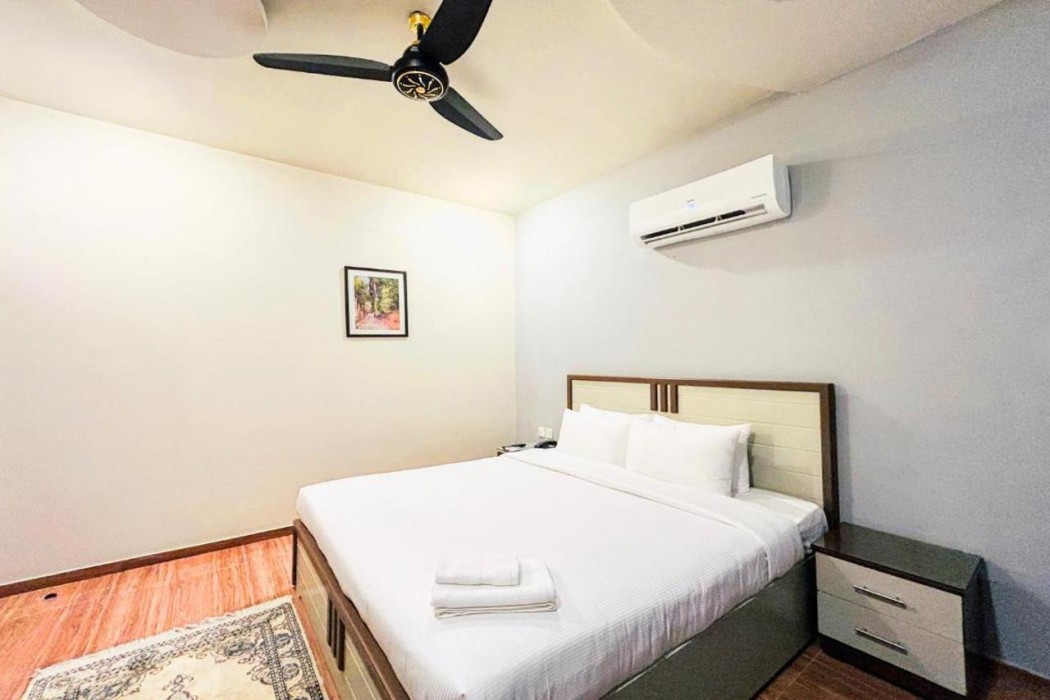 Hotel One University Sukkur 27/65