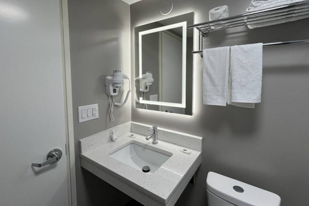Motel6 Rockford, IL - RFD Airport 8/16