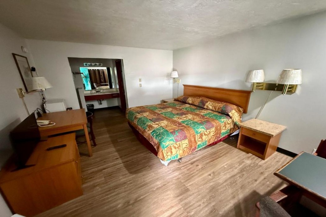 Beaverton Budget Inn by Capital O Portland 9/23