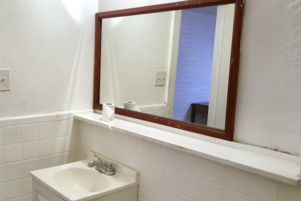 Way Side Inn by Hotel O Dallas near Fair Park Downtown 16/30