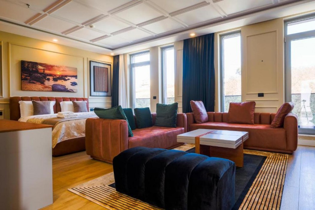 Royal East Resort 20/64