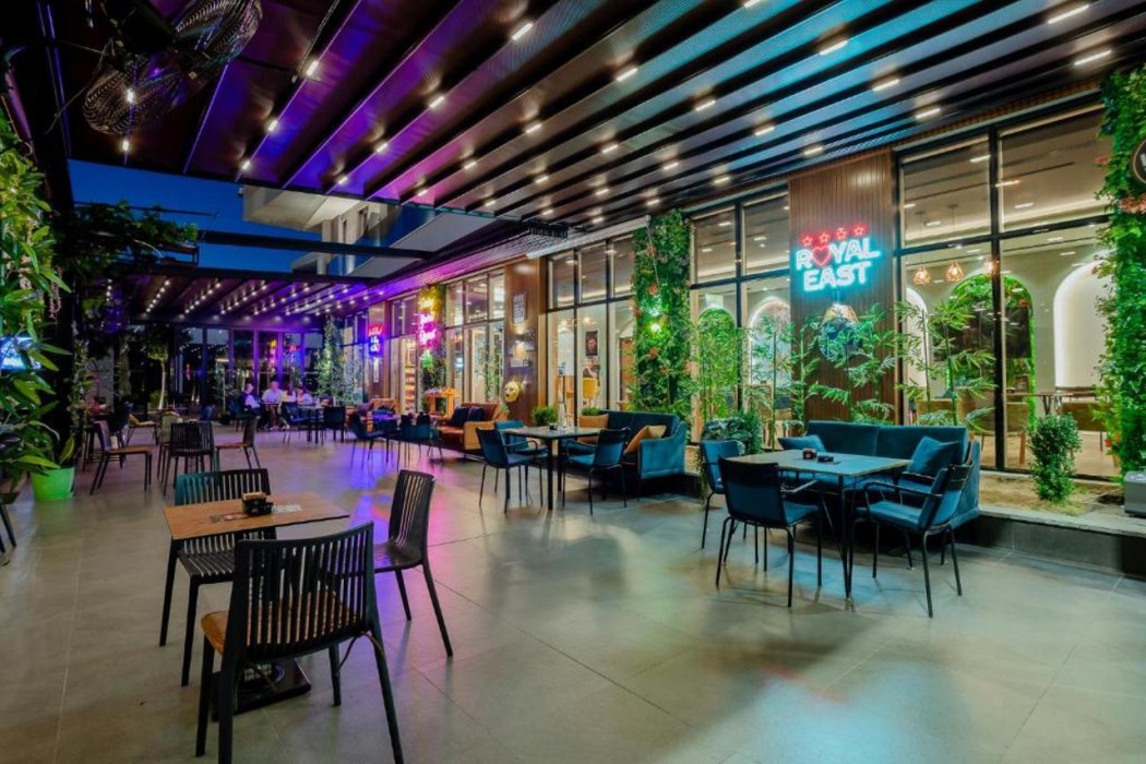 Royal East Resort 36/64