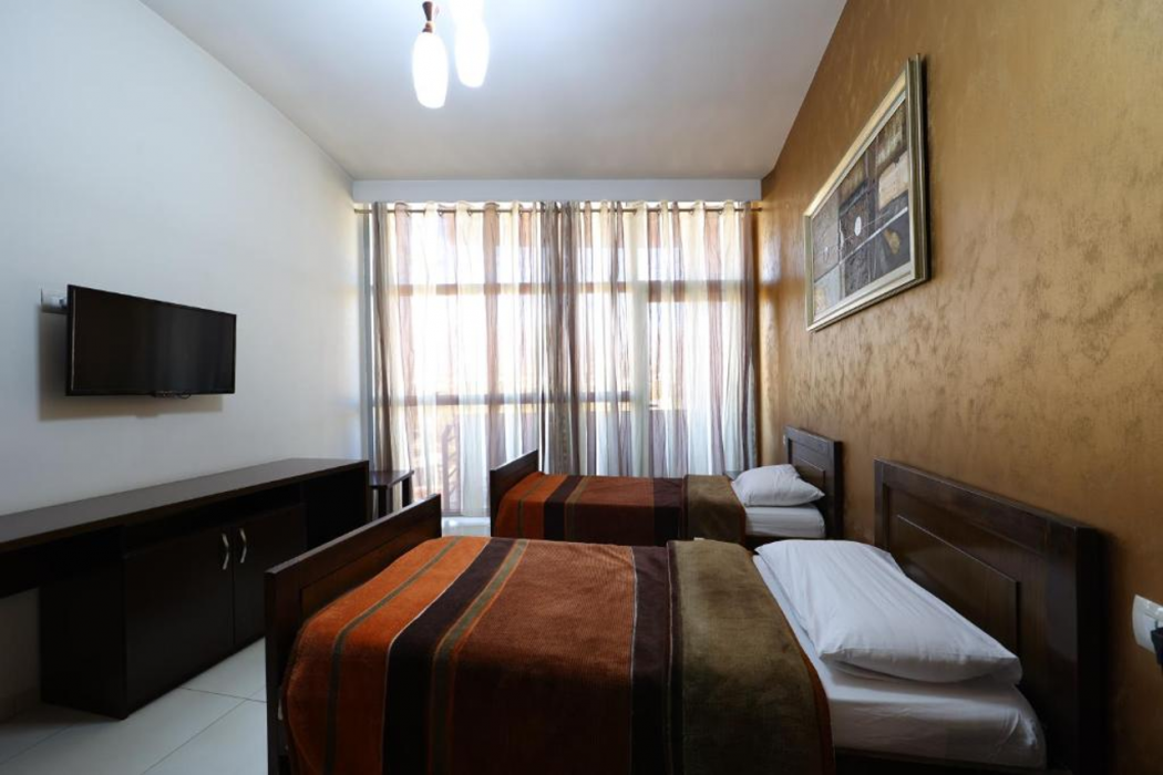 Hotel Gjuta 7/28