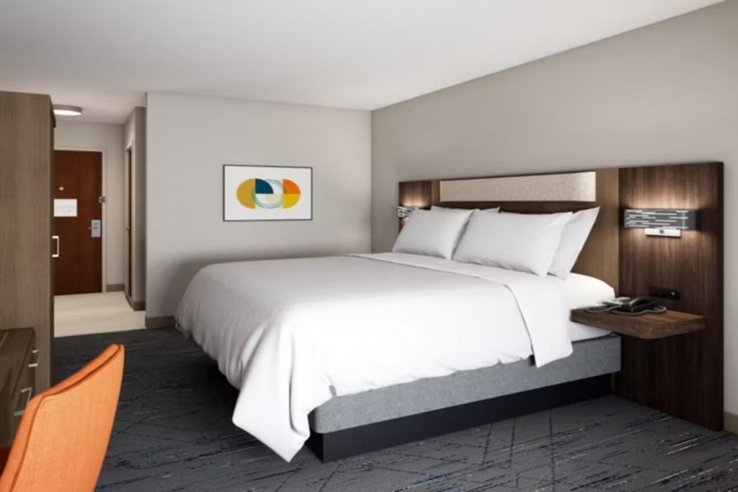 Holiday Inn Express & Suites GREENSBORO - LAKE OCONEE 12/34