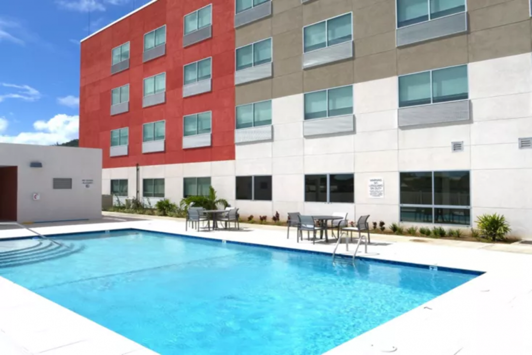 Holiday Inn Express & Suites DIAMOND 1/59