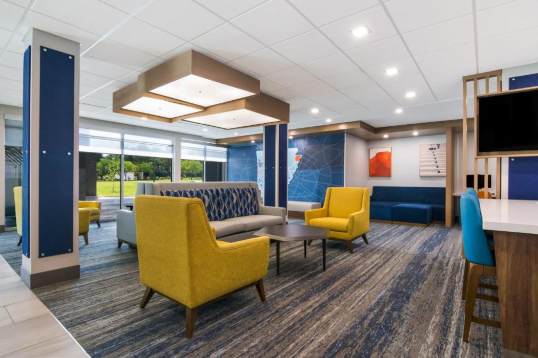 Holiday Inn Express & Suites Springdale - Fayetteville Area 6/58