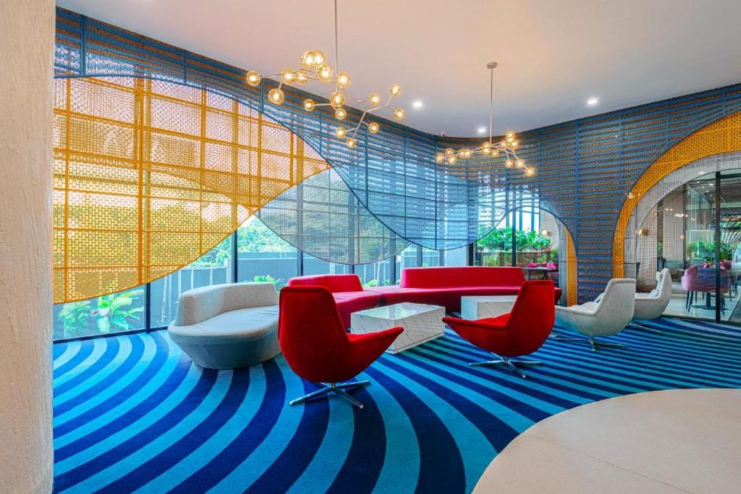 EXCOTEL Design Hotel Surabaya 9/57
