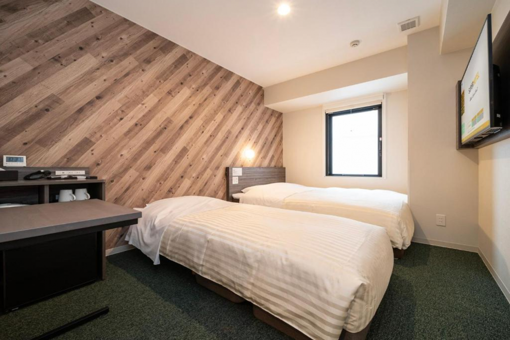 Super Hotel Kumamoto Ekimae Natural Hot Springs 10/30