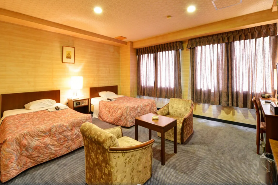 Yawatahama Century Hotel Ito 11/40