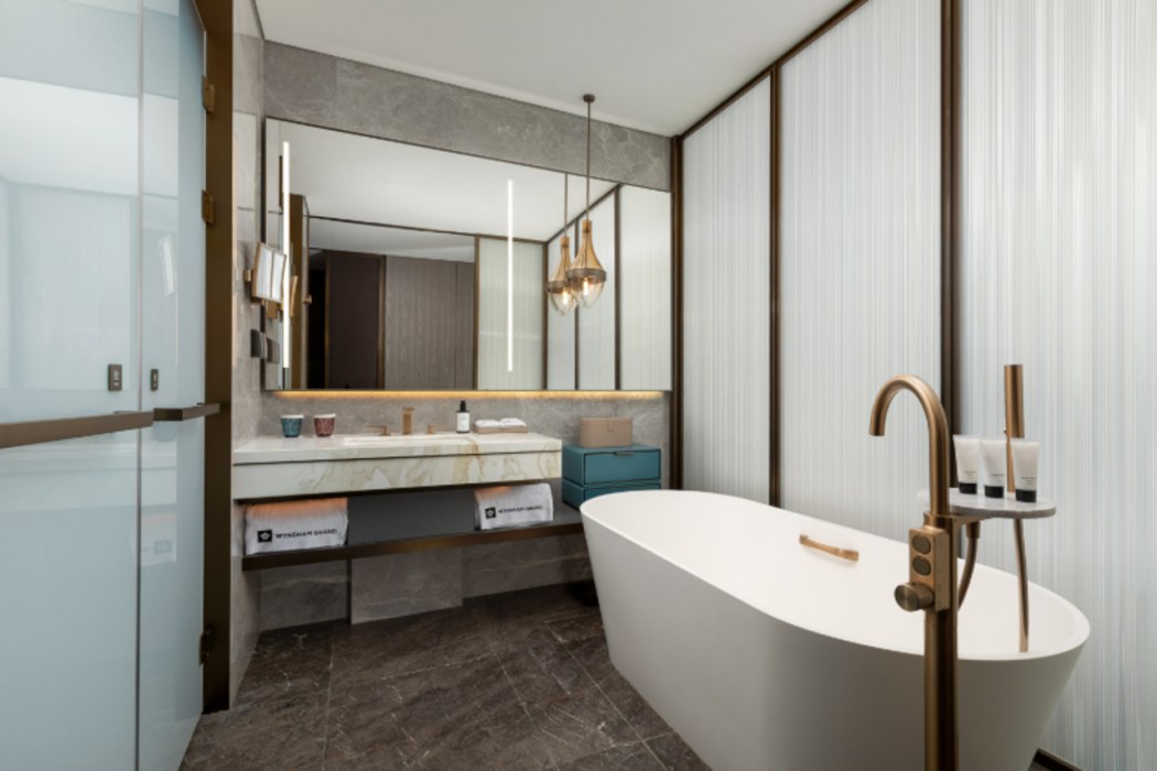 Wyndham Grand Yichang Riverside 67/71