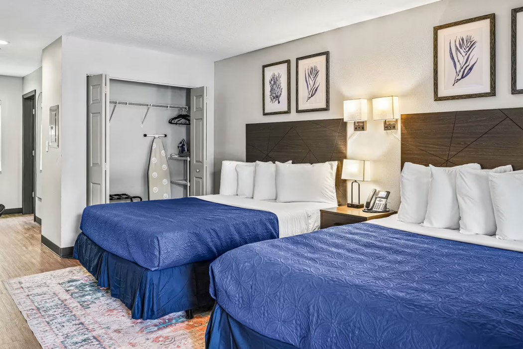 Baymont by Wyndham Ocala Suites 15/60