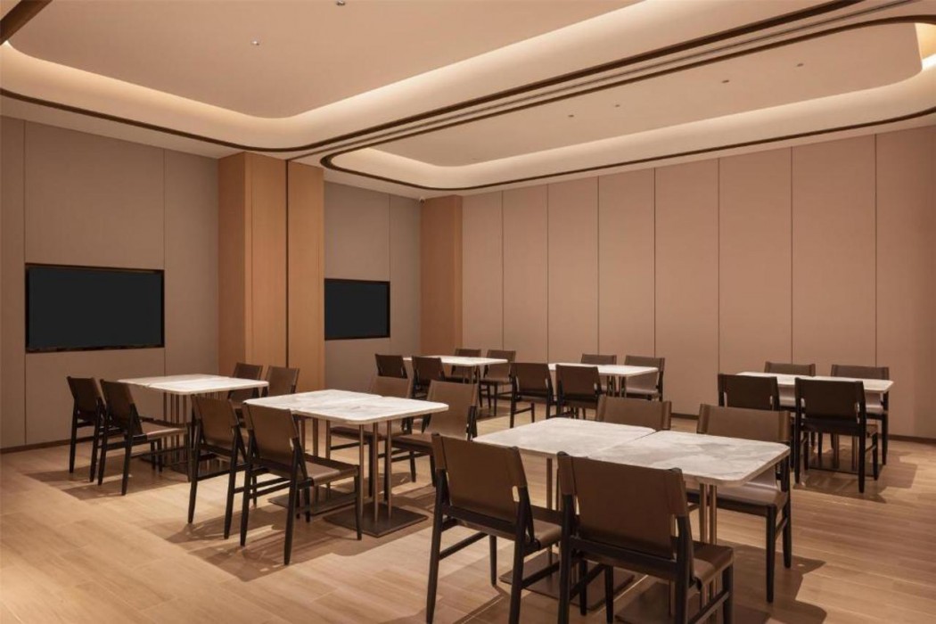 Hilton Garden Inn Maoming Xinyi 22/36