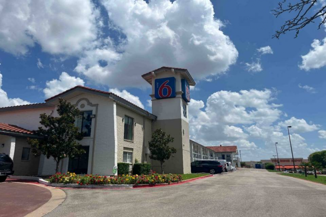 Studio6 Studio6 Suites Euless, TX – DFW West — foto 2