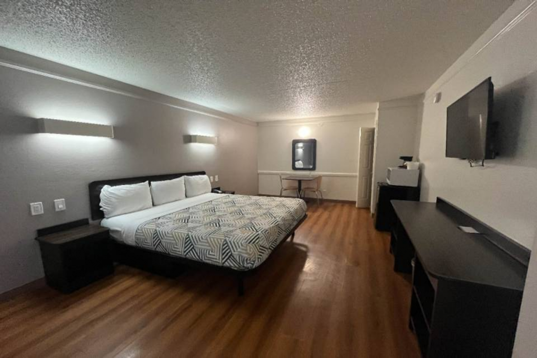 Room at Studio6 Studio6 Suites Euless, TX – DFW West, EULESS - TX