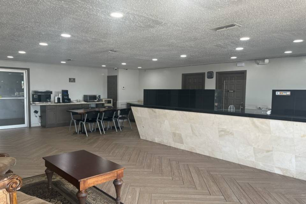 Motel6 New Boston, TX 6/47