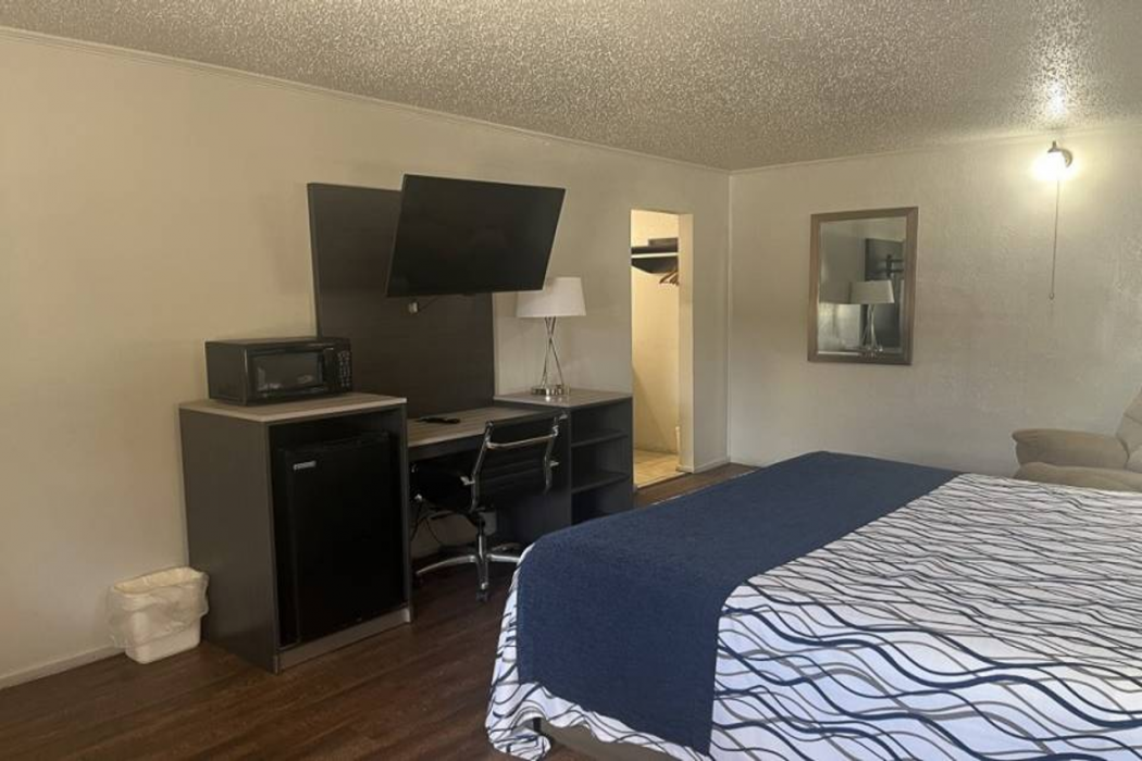 Motel6 New Boston, TX 17/47