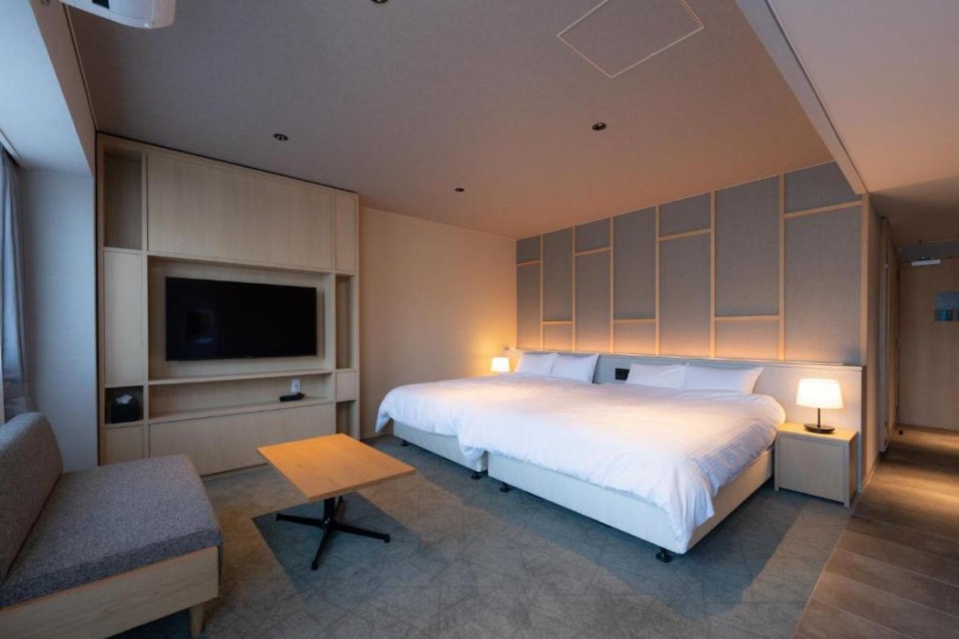OND Hotel 8/37