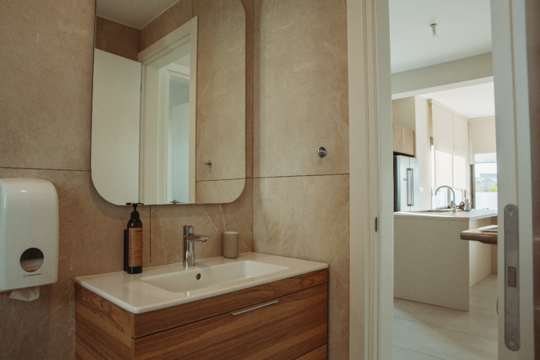 LIV & Co Suites & Villas 10/37