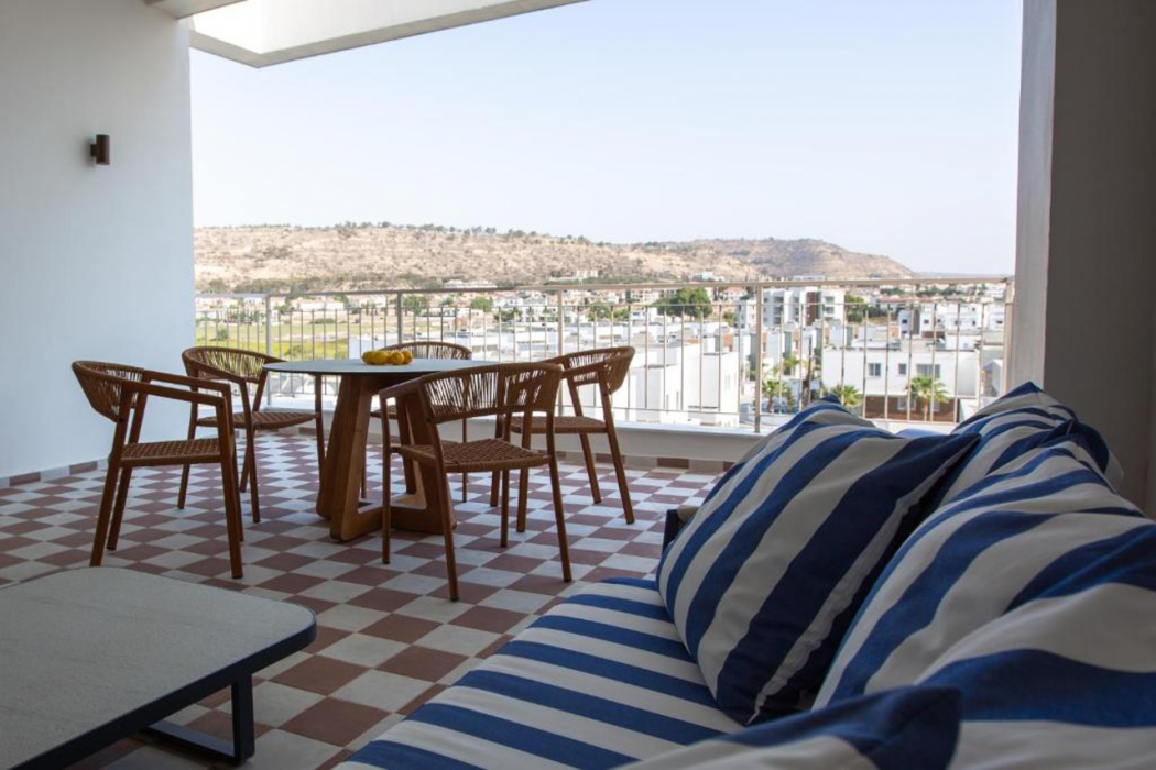 LIV & Co Suites & Villas 14/37