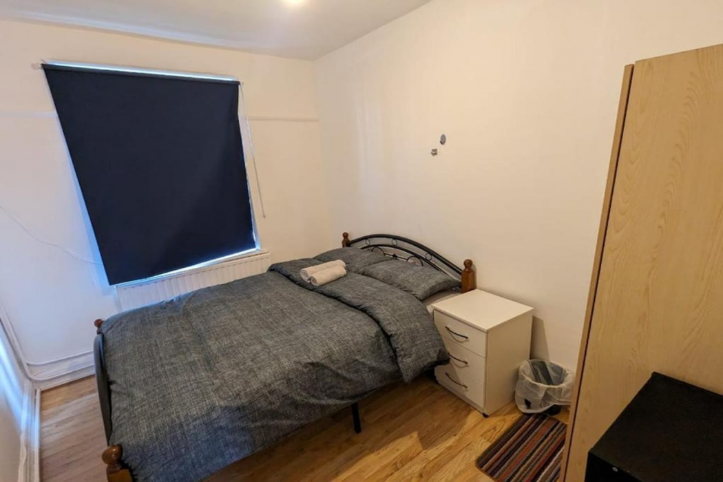 Rahal Hotel Hackney London 7/47