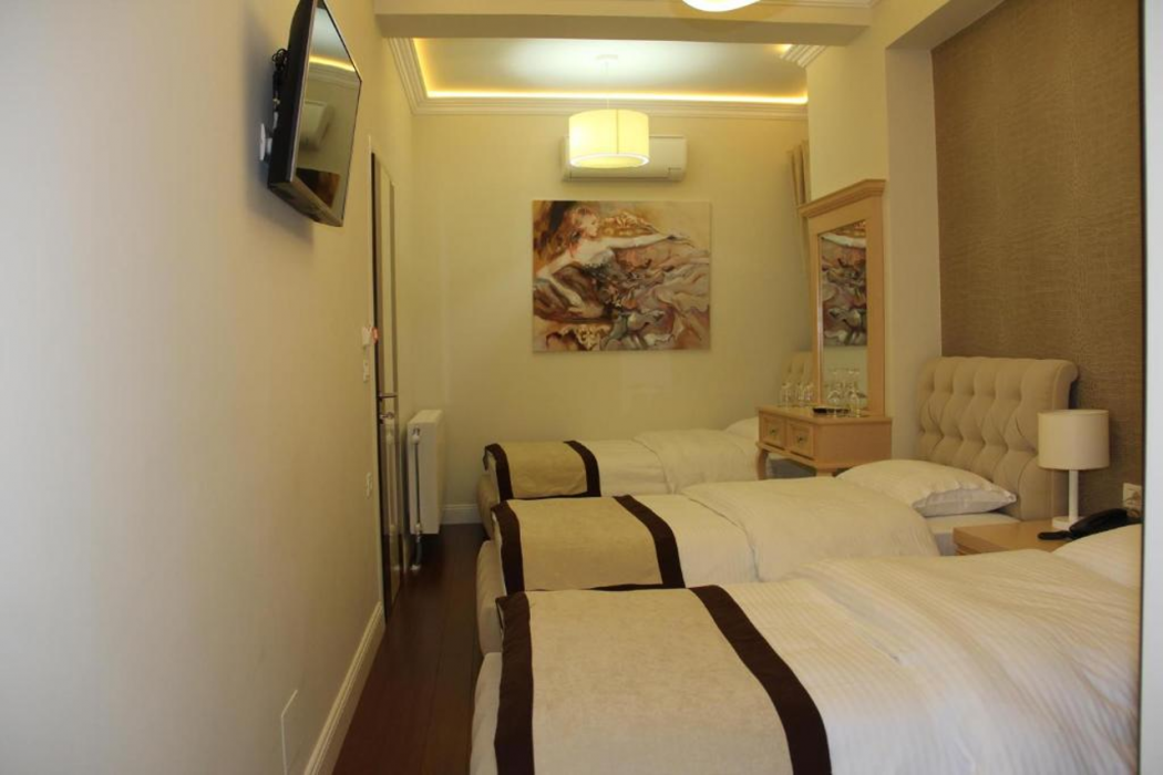 Room at Vila Alfa, KORCE