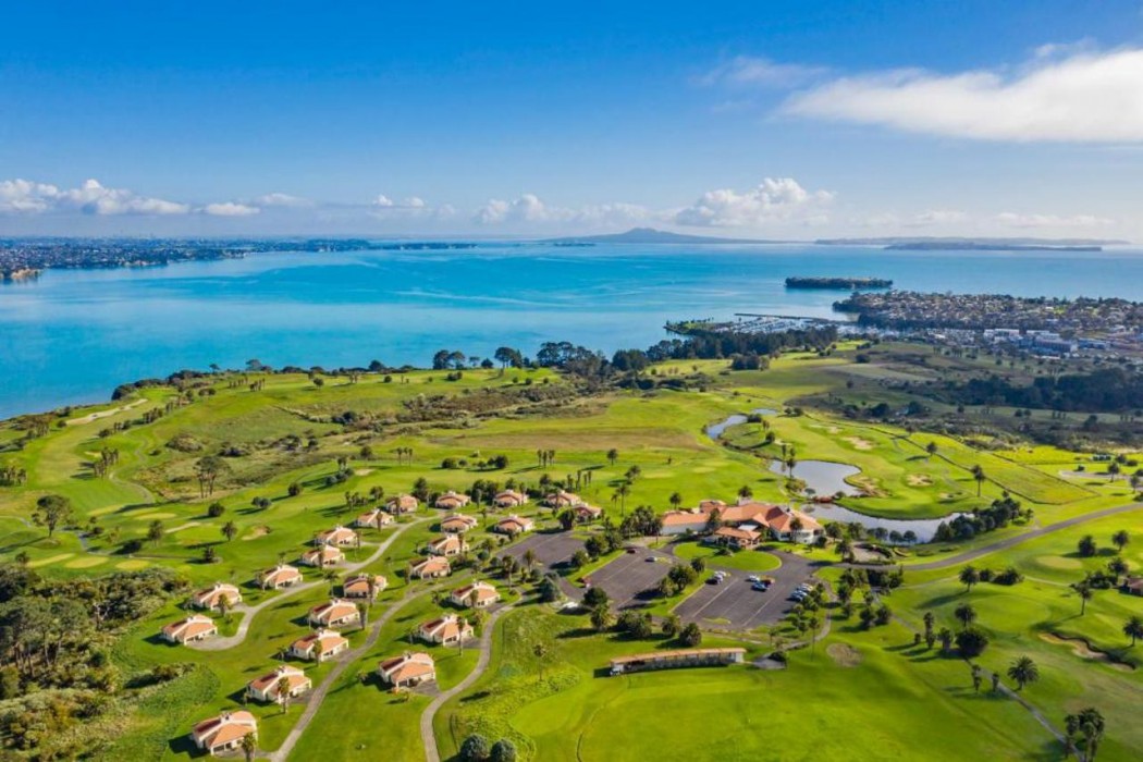 Rydges Formosa Auckland Golf Resort in AUCKLAND
