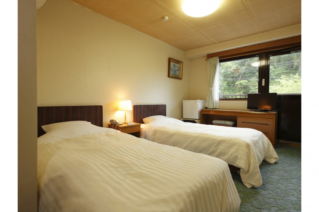 Itoen Hotel Atagawa 14/43