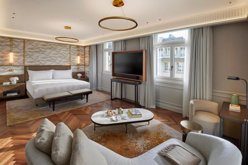 Mandarin Oriental Savoy, Zurich 12/37