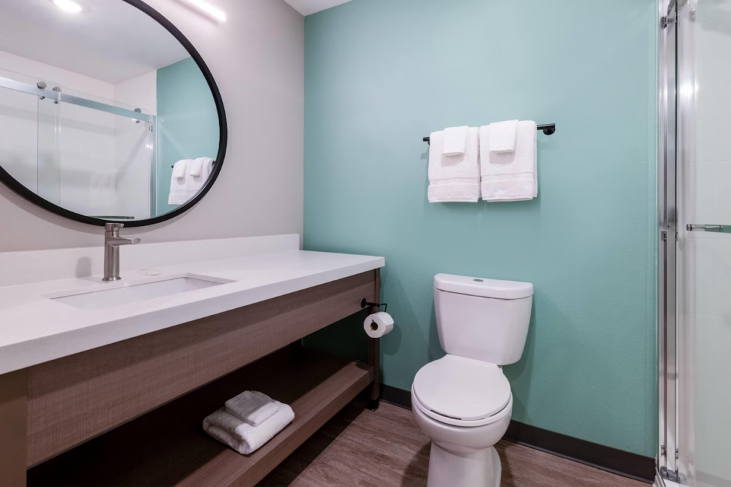 ECHO Suites Extended Stay By Wyndham Naples 44/86