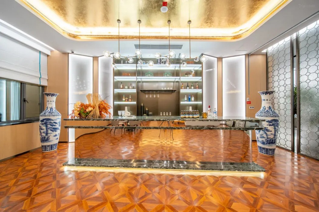 LUXEMON GEM HOTEL Altay 47/53